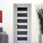 Деревянные двери коллекции Премьера 6 со стеклом